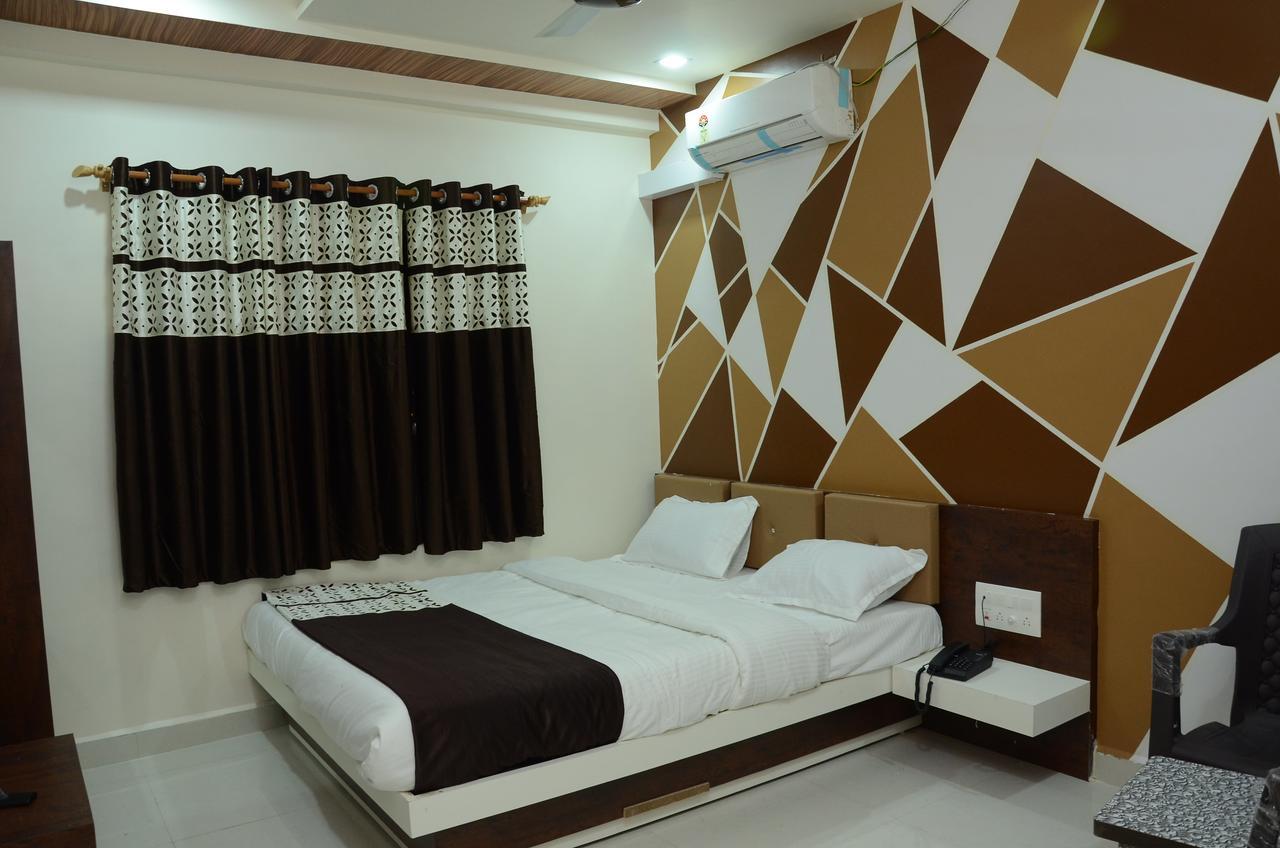 Hotel Bansidhar Somnāth Exterior foto